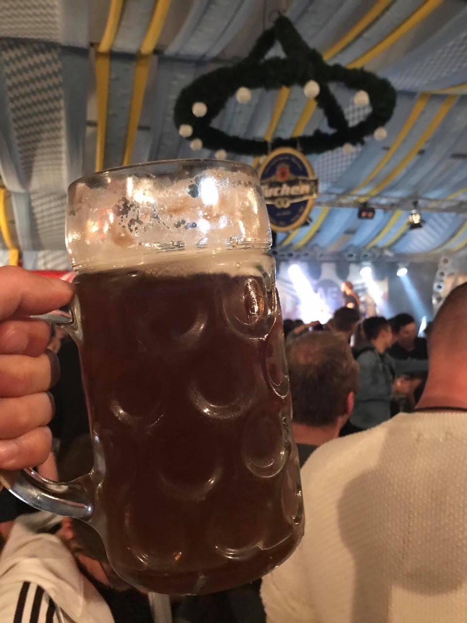 Bier auf dem Nürnberger Volksfest