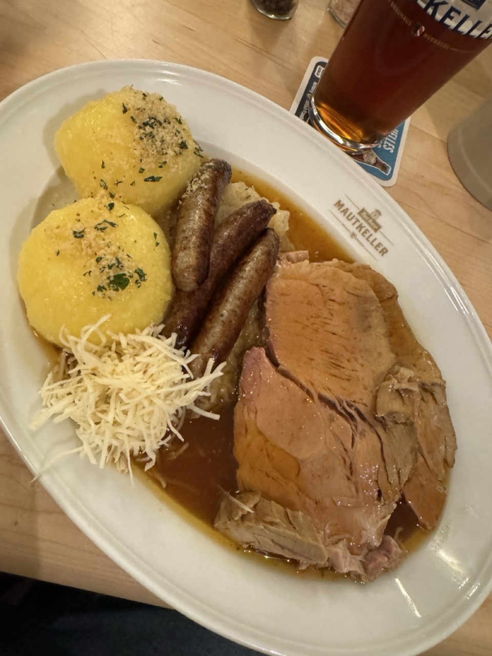 Fränkisches Essen im Tucher Mautkeller