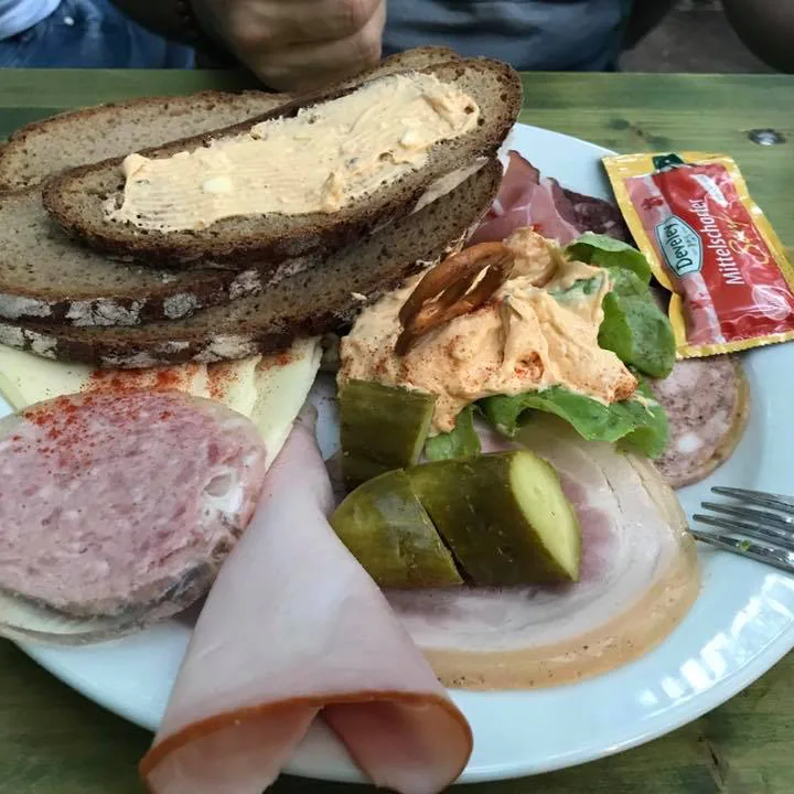 Brotzeit plate