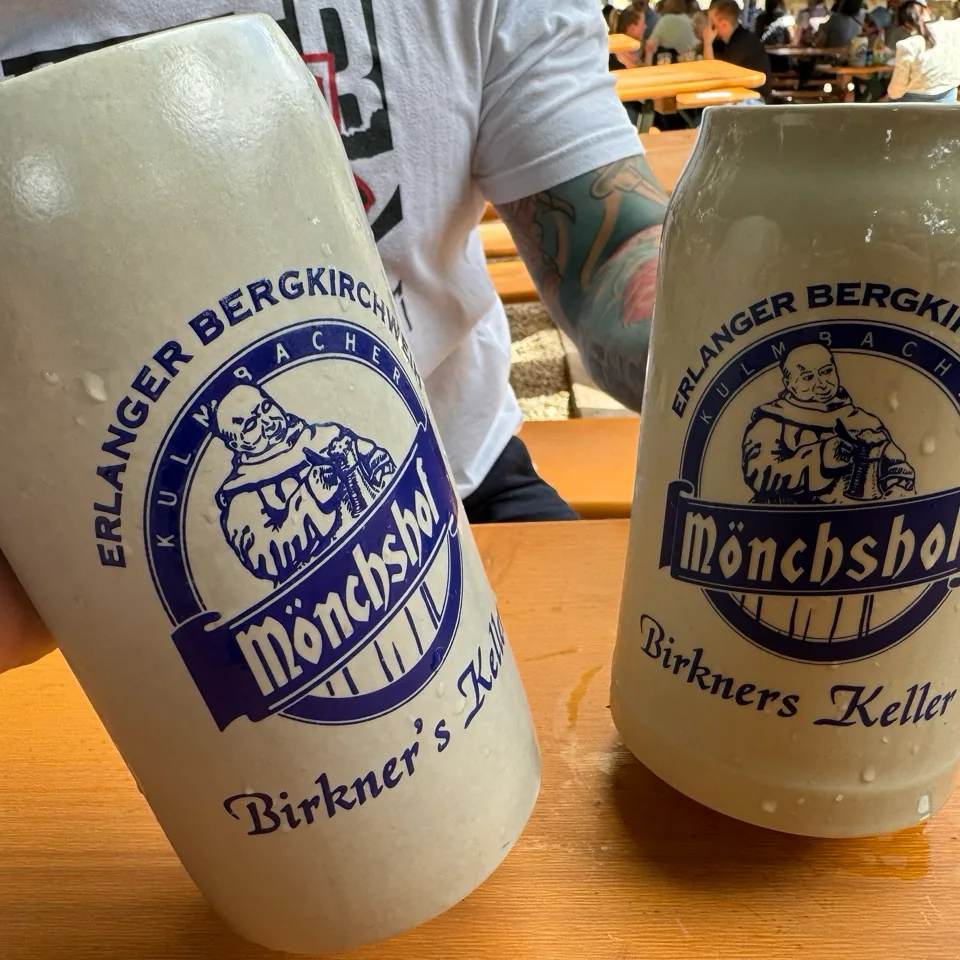Grey stoneware mugs from the Erlangen Bergkirchweih